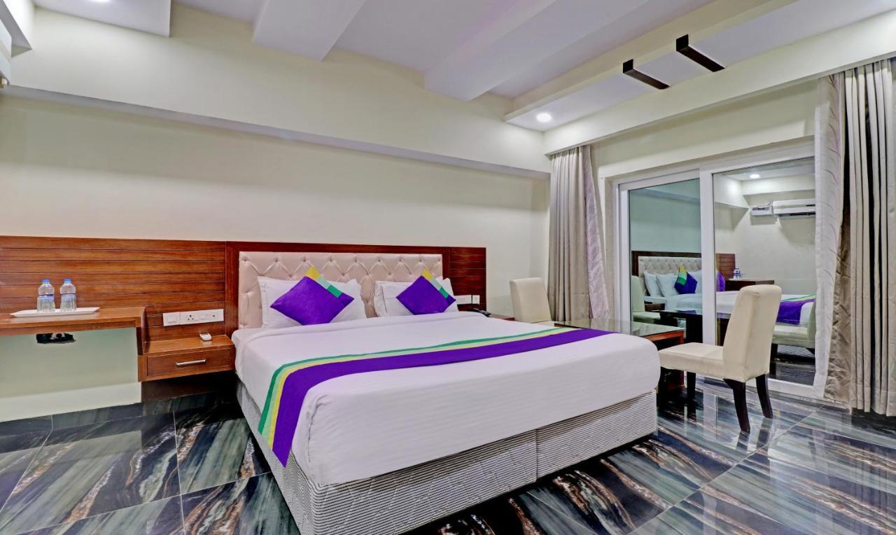 Treebo Premium Pearl Avenue, Ring Road Hotel Dehradun Bagian luar foto