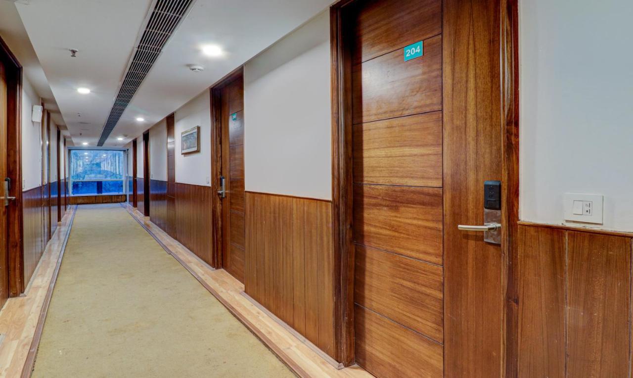 Treebo Premium Pearl Avenue, Ring Road Hotel Dehradun Bagian luar foto