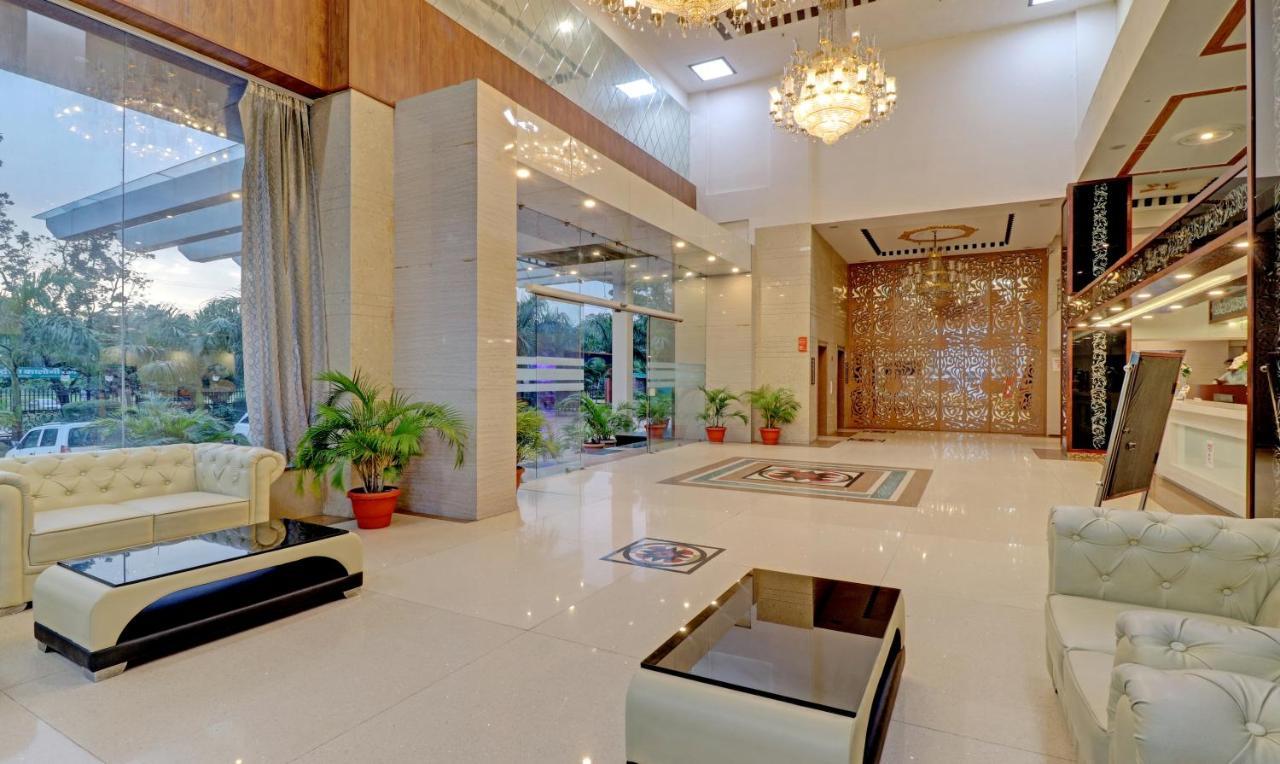 Treebo Premium Pearl Avenue, Ring Road Hotel Dehradun Bagian luar foto