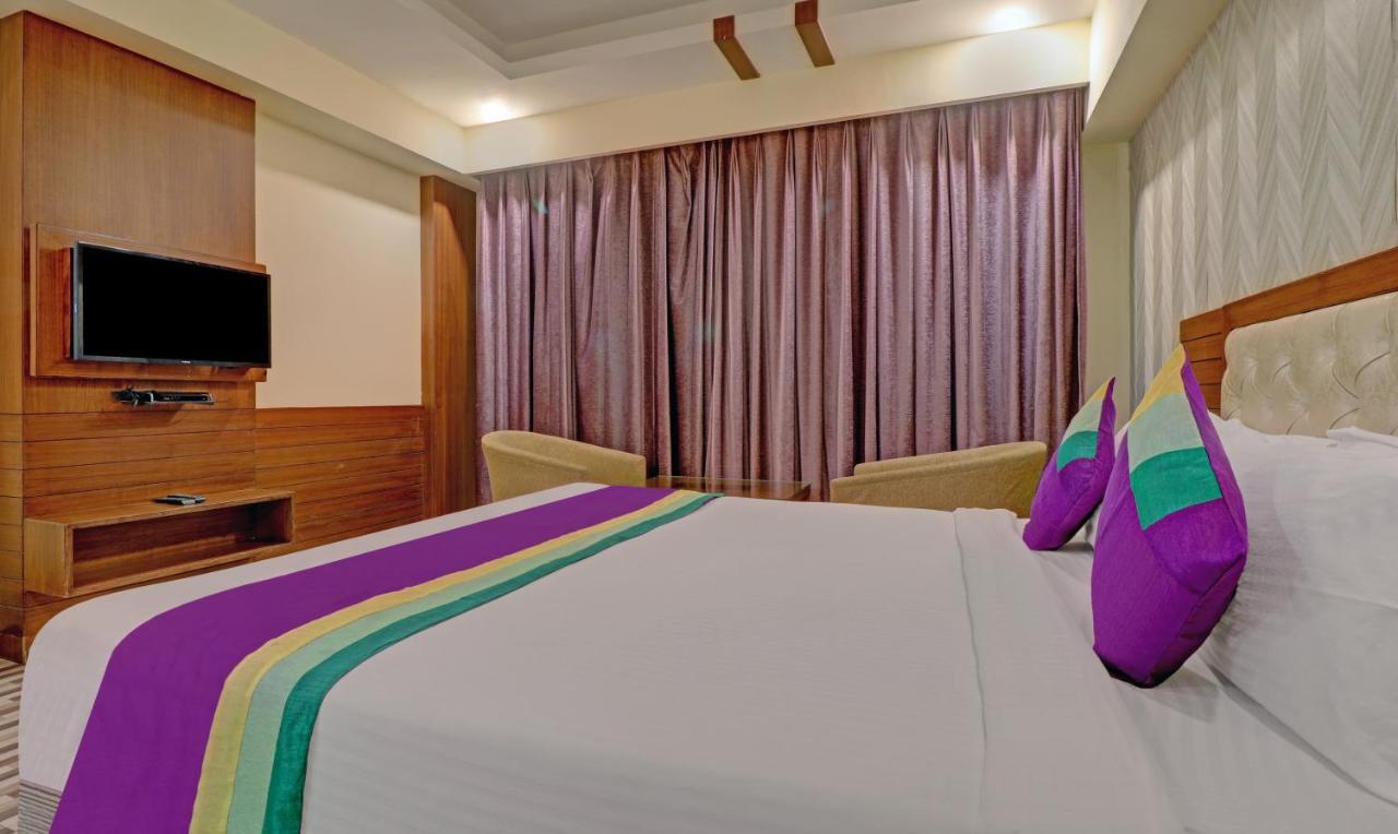 Treebo Premium Pearl Avenue, Ring Road Hotel Dehradun Bagian luar foto